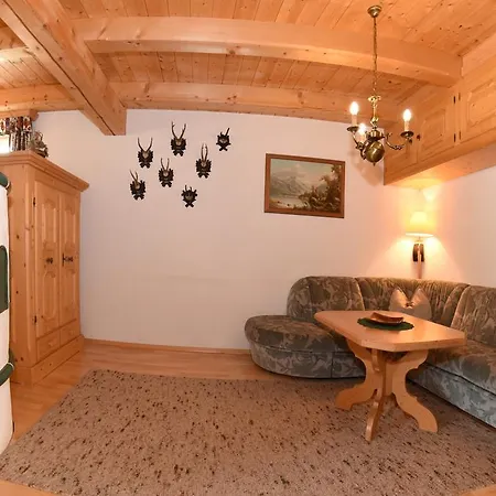 Daire Appartementhaus Parzer Pruggern